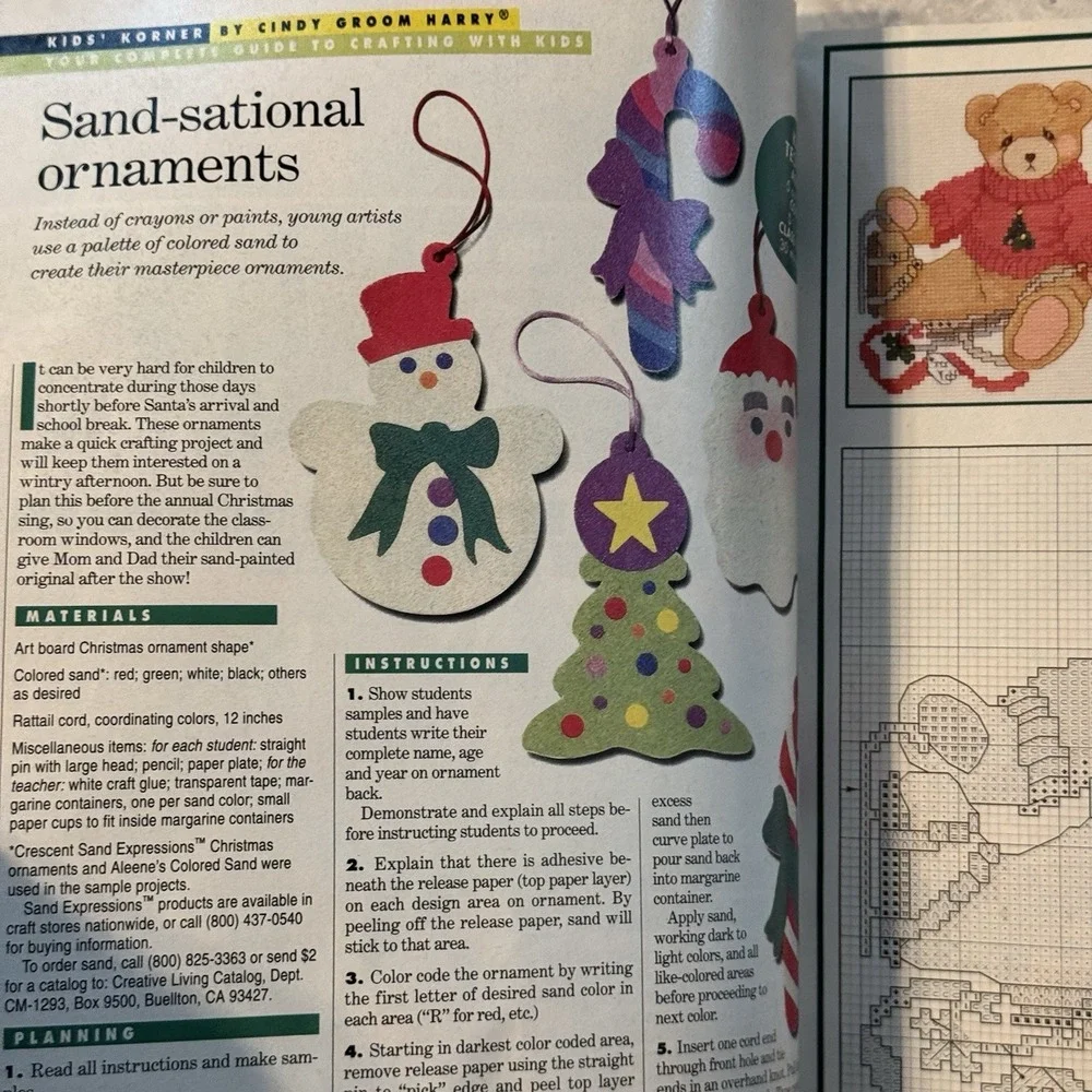 CRAFTS MAGAZINE DECEMBER 1993 CHRISTMAS ISSUE W/PULL-OUT FULL SIZE‎ PATTERNS